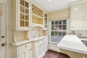 3647 Cloudland Dr NW, Atlanta, GA 30327 - Photo 13