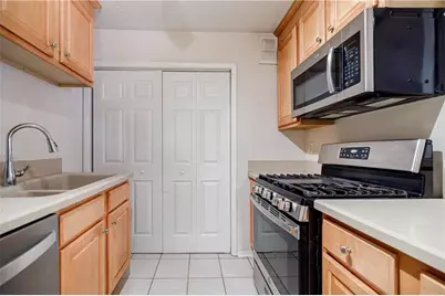 613 Summit North Drive NE #613, Atlanta, GA 30324 - Photo 17