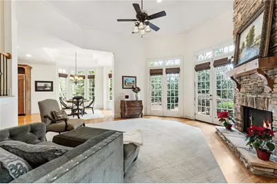 927 Buckingham Circle NW, Atlanta, GA 30327 - Photo 17