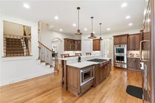 927 Buckingham Cir NW, Atlanta, GA 30327 - Photo 21