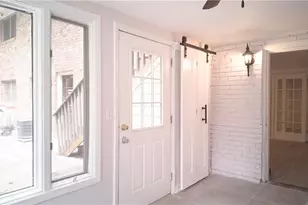 1425 Southland Vista Ct NE, Atlanta, GA 30329 - Photo 3