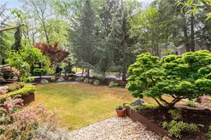 571 Overbrook Dr NW, Atlanta, GA 30318 - Photo 3