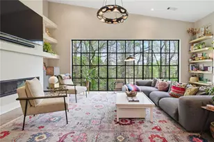 571 Overbrook Dr NW, Atlanta, GA 30318 - Photo 11