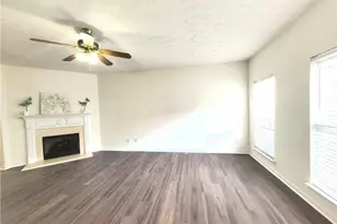 619 Kenridge Way, Suwanee, GA 30024 - Photo 5