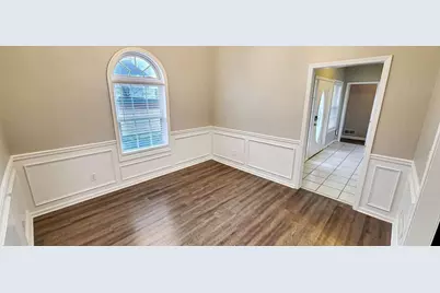 326 Henderson Lake Drive, Loganville, GA 30052 - Photo 17