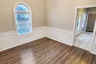 326 Henderson Lake Dr, Loganville, GA 30052 - Photo 17