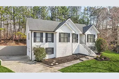 530 Alcovy Springs Drive, Lawrenceville, GA 30045 - Photo 3