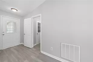 109 Mayflower Cir, Cartersville, GA 30120 - Photo 3