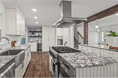 1106 Aurora Court, Dunwoody, GA 30338 - Photo 7