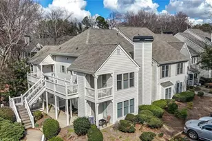 909 Hollyfax Cir NE, Atlanta, GA 30328 - Photo 1