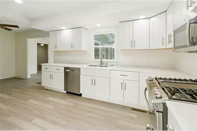 3235 Clarks Bridge Road, Gainesville, GA 30506 - Photo 17