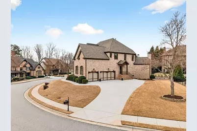 2370 Hopehaven Way, Hoschton, GA 30548 - Photo 3