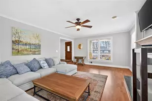 301 Tweed Ct, Sugar Hill, GA 30518 - Photo 9