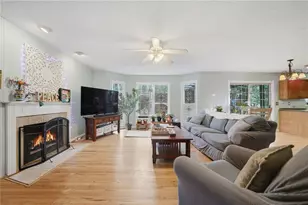 445 Longleaf Dr, Roswell, GA 30075 - Photo 13