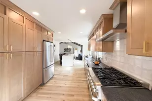 2670 Stonehenge Way, Dunwoody, GA 30360 - Photo 37