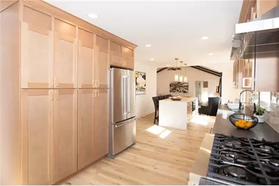 2670 Stonehenge Way, Dunwoody, GA 30360 - Photo 9