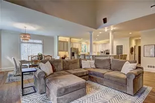 810 Club Chase Ln, Roswell, GA 30076 - Photo 11