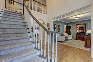 810 Club Chase Ln, Roswell, GA 30076 - Photo 3