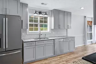 90 Eastwood Cir, Covington, GA 30014 - Photo 31