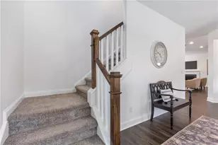 1739 Drew Dr NW, Atlanta, GA 30318 - Photo 23