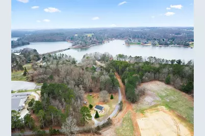 4147 Perry Drive, Gainesville, GA 30506 - Photo 5