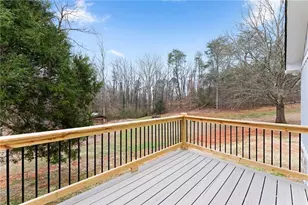 4147 Perry Dr, Gainesville, GA 30506 - Photo 9