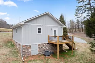 4147 Perry Dr, Gainesville, GA 30506 - Photo 15