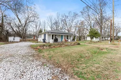 5919 Chattahoochee Street, Lula, GA 30554 - Photo 3