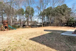 1910 Rocksram Dr, Buford, GA 30519 - Photo 41