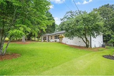 4188 Fontana Court, Atlanta, GA 30084 - Photo 3