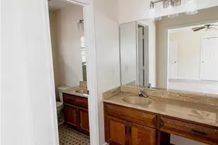 10130 Buice Rd, Alpharetta, GA 30022 - Photo 23