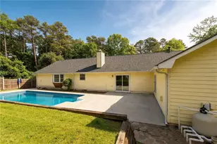 10130 Buice Rd, Alpharetta, GA 30022 - Photo 11