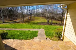 10130 Buice Rd, Alpharetta, GA 30022 - Photo 3