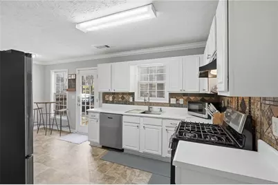 5424 Princeton Oaks Lane, Sugar Hill, GA 30518 - Photo 9