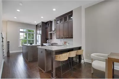 4103 Township Parkway, Atlanta, GA 30342 - Photo 5