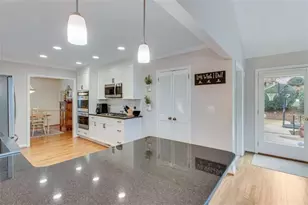 1376 Burns Dr, Gainesville, GA 30501 - Photo 17