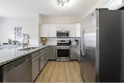 2245 Gateview Court, Cumming, GA 30040 - Photo 9