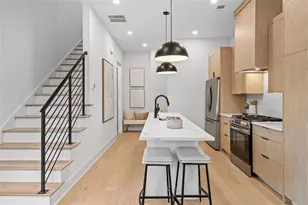1161 Penny Ln, Atlanta, GA 30329 - Photo 9
