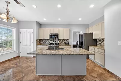 1322 Melrose Woods Ln, Lawrenceville, GA 30045 - Photo 7