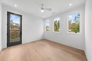 942 Peachtree Battle Cir NW, Atlanta, GA 30327 - Photo 49