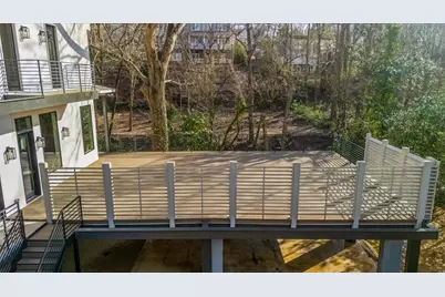 942 Peachtree Battle Circle NW, Atlanta, GA 30327 - Photo 33
