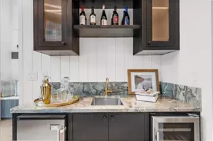 942 Peachtree Battle Cir NW, Atlanta, GA 30327 - Photo 13