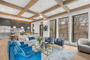 942 Peachtree Battle Cir NW, Atlanta, GA 30327 - Photo 11