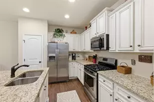 151 Point View Dr, Canton, GA 30114 - Photo 13