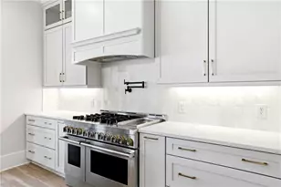 231 Aberdeen Wy, Woodstock, GA 30188 - Photo 5