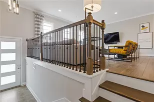 830 Stone Ridge Ln, Atlanta, GA 30324 - Photo 5