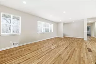 2176 Riverside Dr, Gainesville, GA 30501 - Photo 5