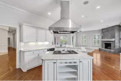 3657 Peachtree Road NE #4B, Atlanta, GA 30319 - Photo 7