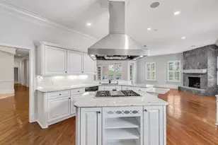 3657 Peachtree Rd NE, Atlanta, GA 30319 - Photo 7