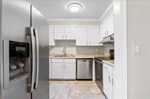 2412 Peachwood Cir NE, Atlanta, GA 30345 - Photo 13